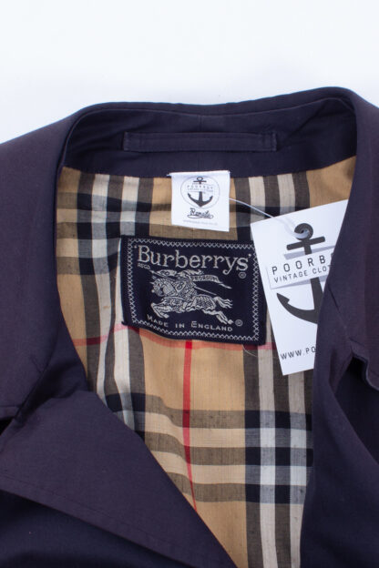 vintage burberry overcoat, branded vintage clothing, vintage clothing hull