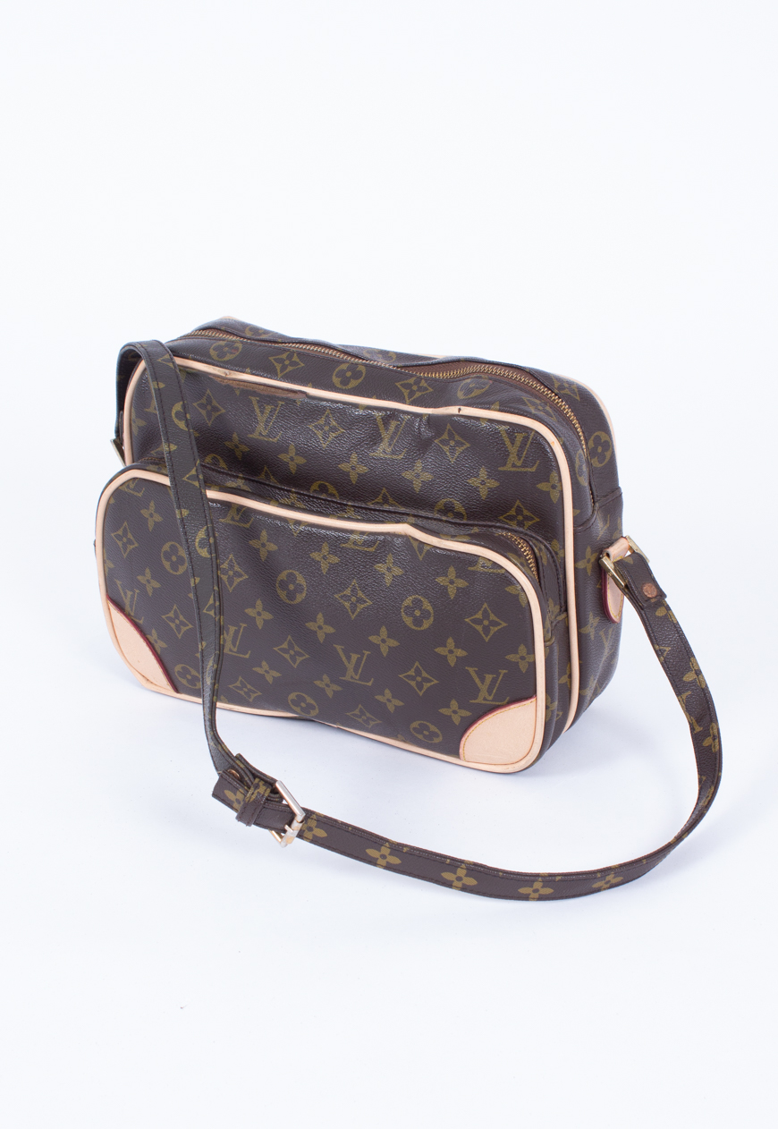 Vintage Louis Vuitton Cartouchiere Monogram Canvas Crossbody Handbag A   beyond exchange